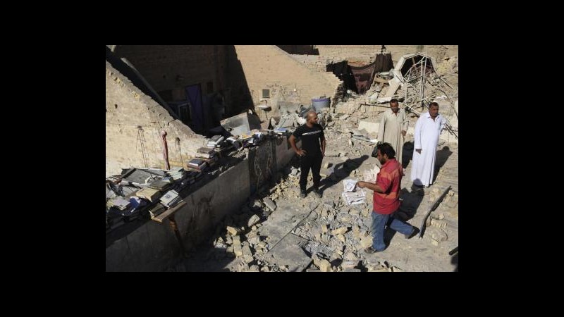 Iraq, 33 morti in attentati: kamikaze contro scuola uccide 12 bimbi