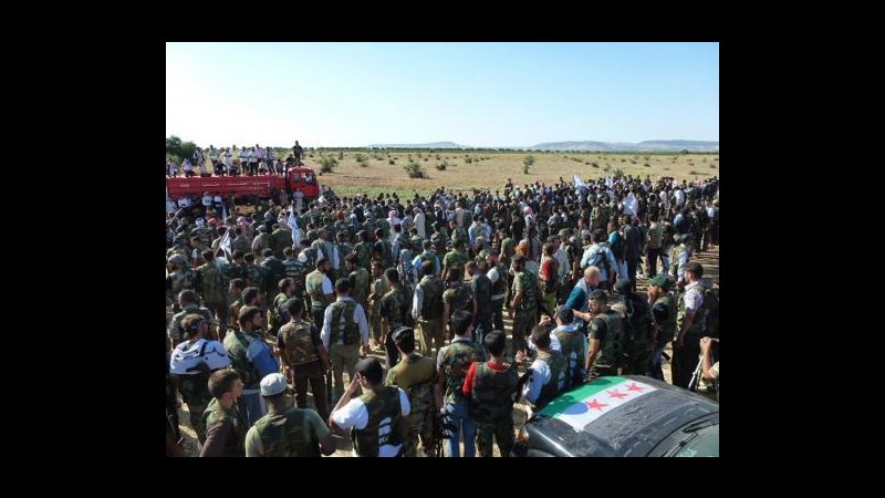 Siria, Unhcr: Ad agosto 5mila morti e 100mila rifugiati in fuga