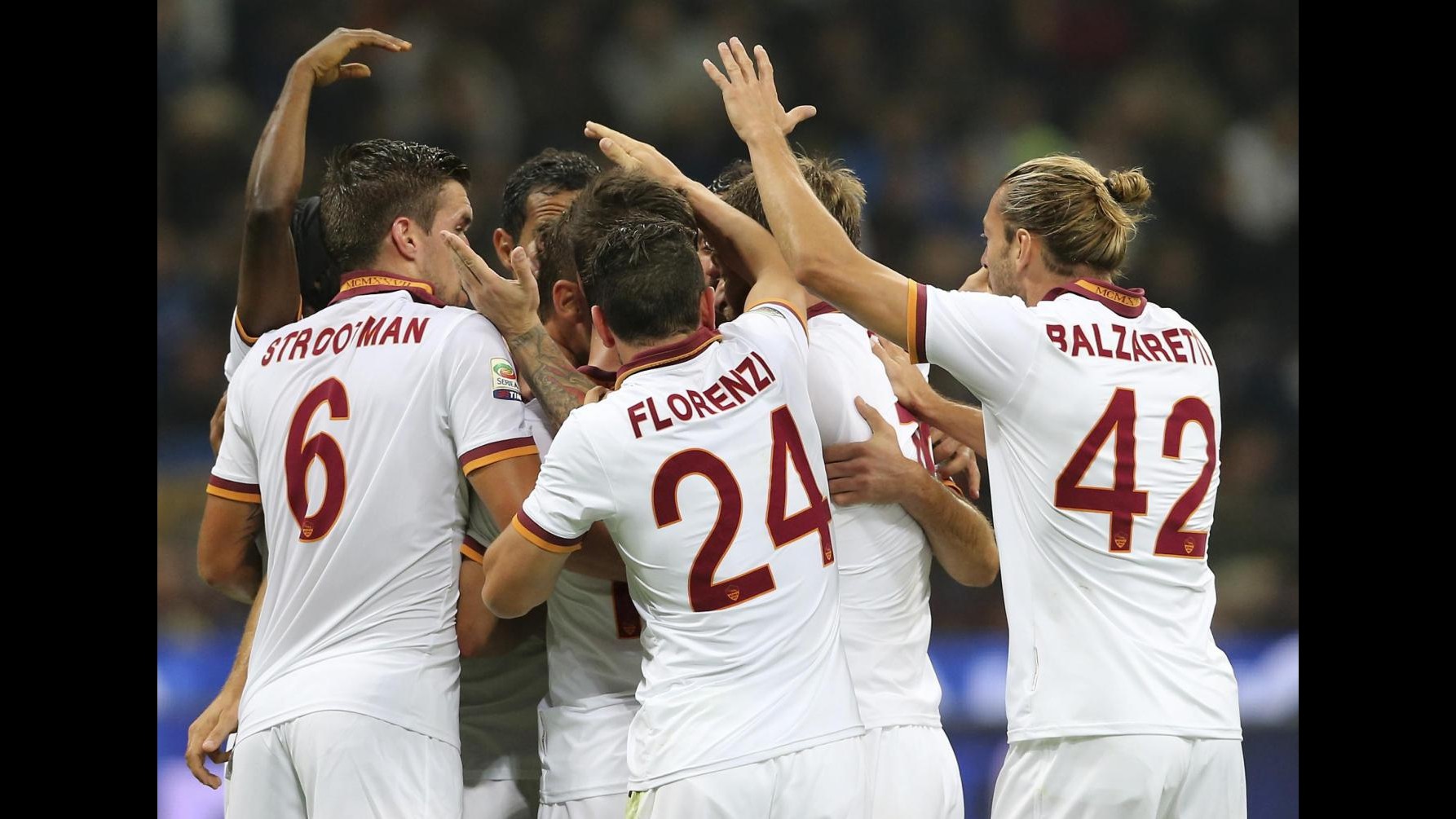 Serie A, Roma strapazza Inter: doppio Totti e Florenzi, 3-0 a San Siro