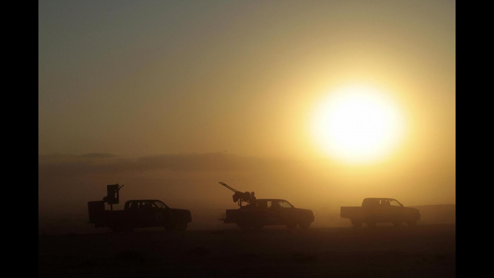 Libia, gruppo armato attacca avamposto esercito: morti 15 soldati