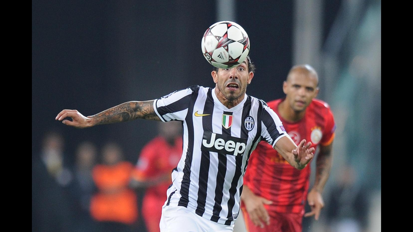 Tevez: Non penso alla dieci, gioco come nel mio quartiere. Calcio italiano? Pensavo fosse diverso