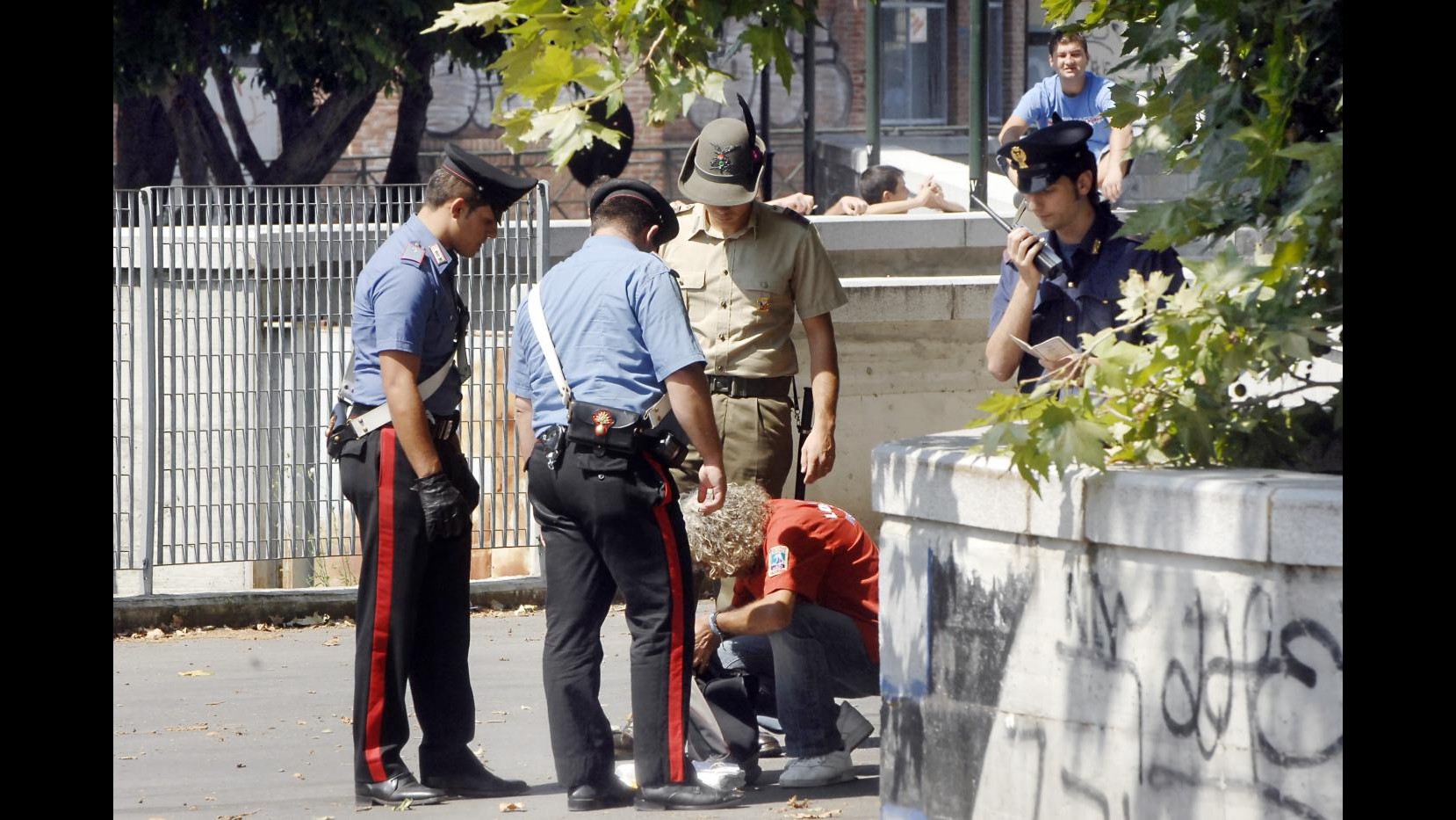 Palermo, arrestati 20 pusher: spaccio davanti a scuola elementare