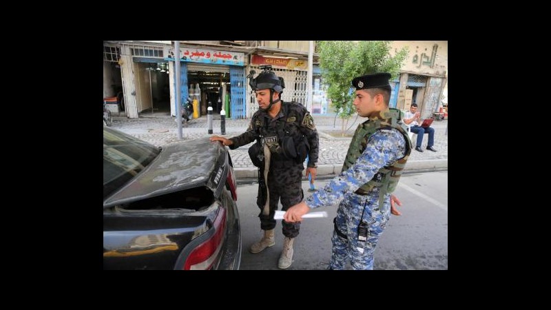 Iraq, esplosioni e attacchi in diverse zone Paese: 12 morti, 10 feriti