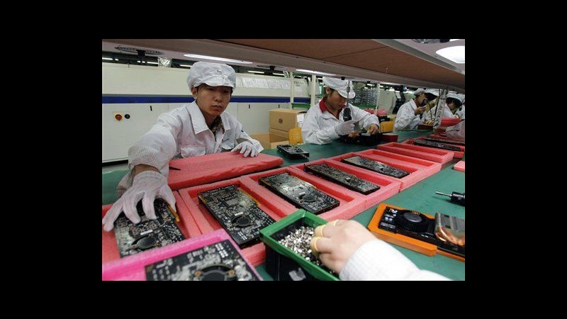 Cina, riprende produzione fabbrica Foxconn dopo maxi rissa