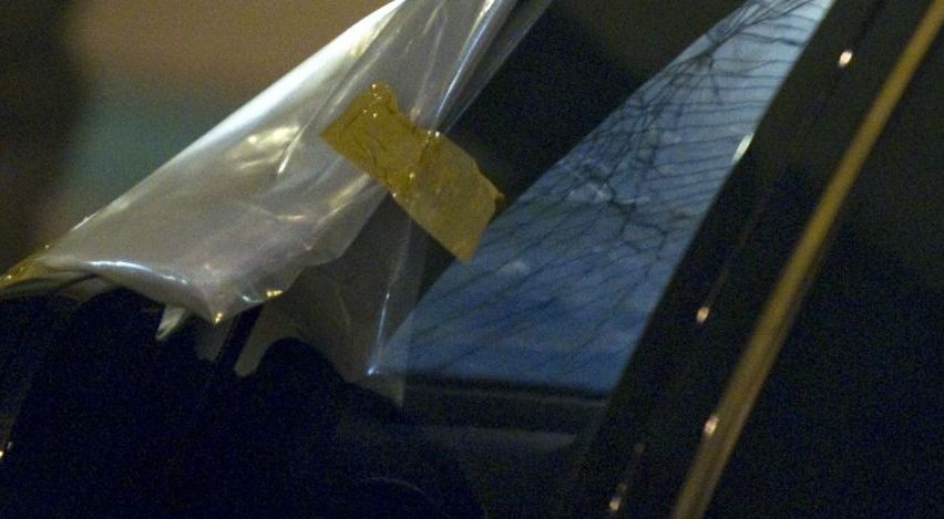 Roma, ragazza stalker schiaffeggia suo ex e gli danneggia auto: arrestata