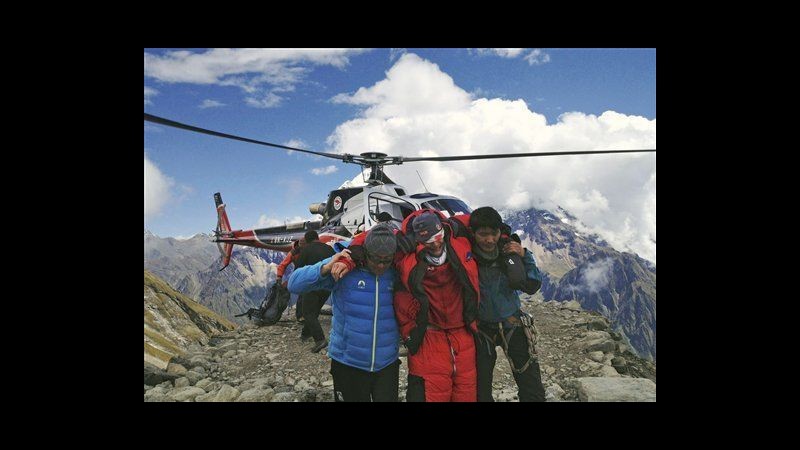 Nepal, tempo brutto sul Manaslu blocca ricerche, ancora 6 dispersi