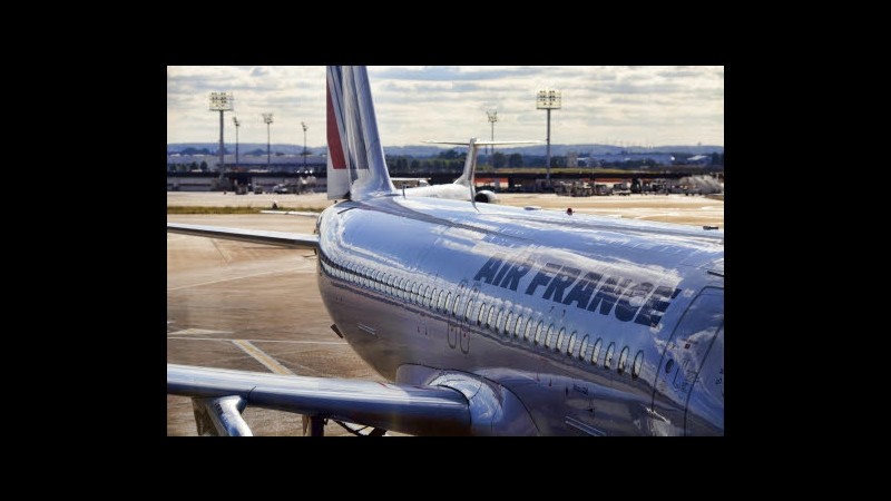 Alitalia, Air France: No ad aumento senza ok a condizioni rigorose