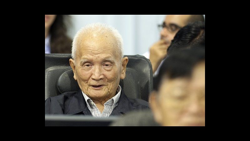 Cambogia, ex numero 2 Khmer rossi a processo: Mai ordinato crimini