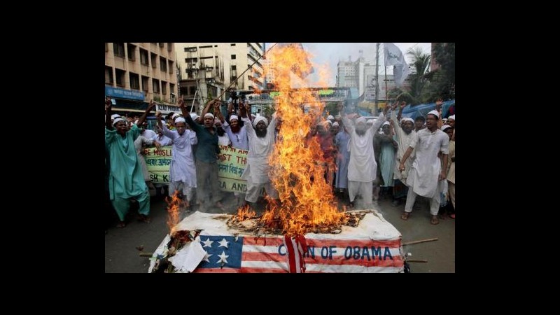Film Maometto, scontri polizia-manifestanti in Bangladesh: feriti