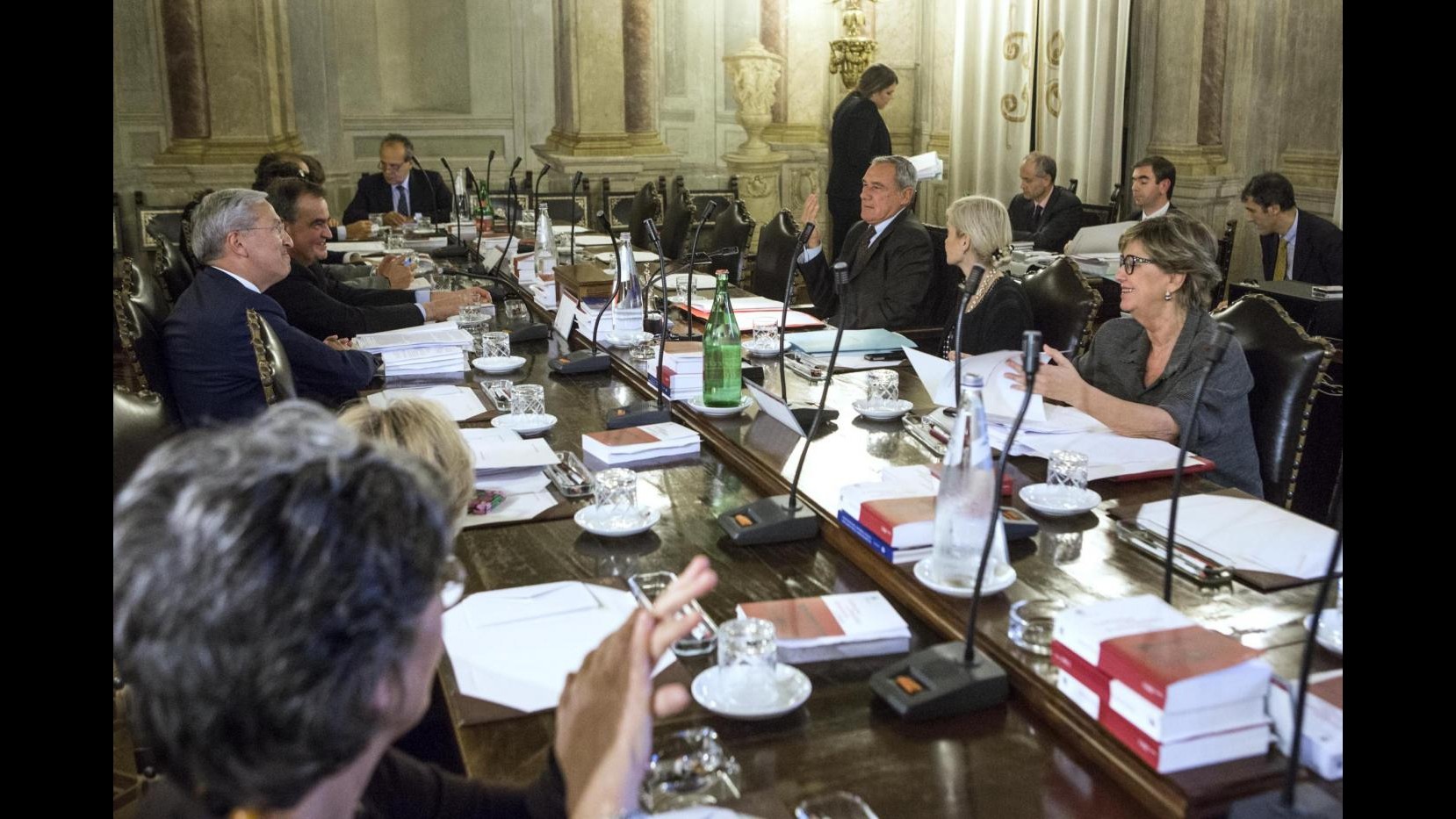 Berlusconi, giunta dice ‘sì’ a voto palese in aula Senato