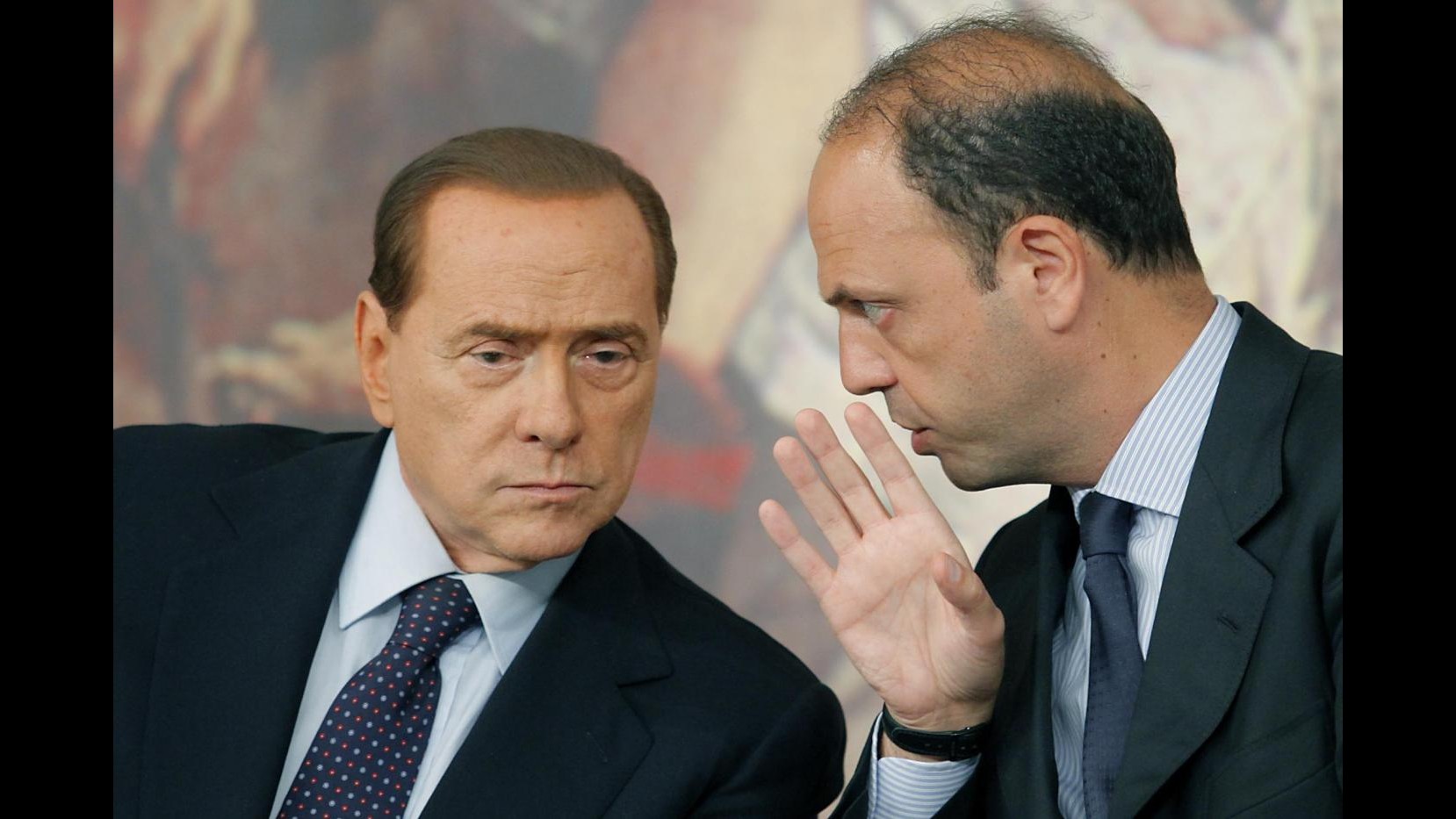 Fondi Pdl, Berlusconi convoca stato maggiore partito a Grazioli