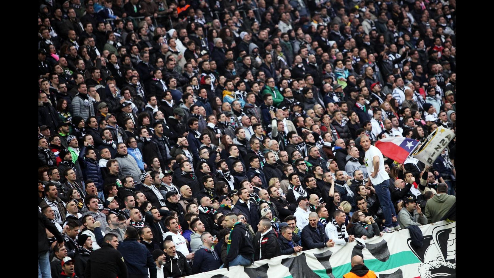 Cori anti napoletani, curva Juventus chiusa un turno con condizionale