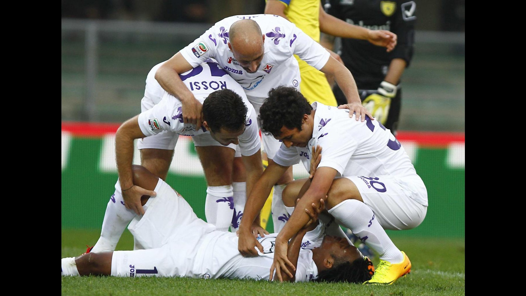 Serie A, doppio Cuadrado rimonta Chievo e la Fiorentina vola: 1-2
