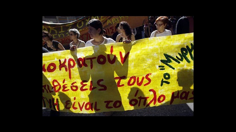 Grecia, mille in piazza per Alba dorata, 2mila a corteo antifascista