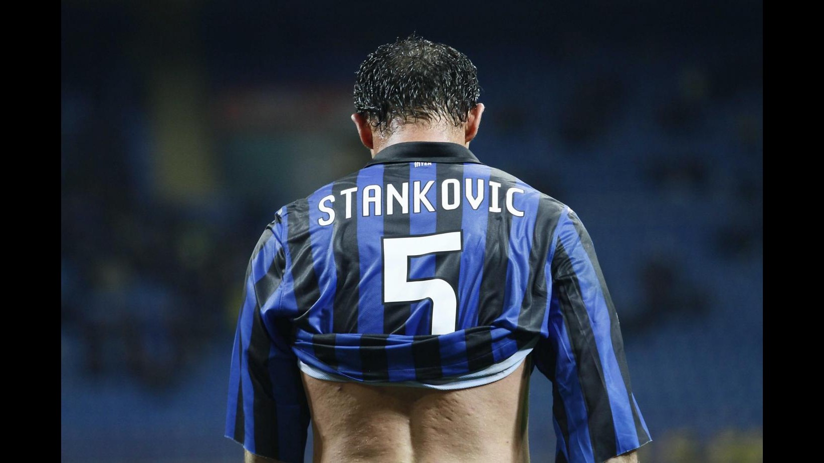 Inter, Stankovic nuovamente operato al tendine d’achille