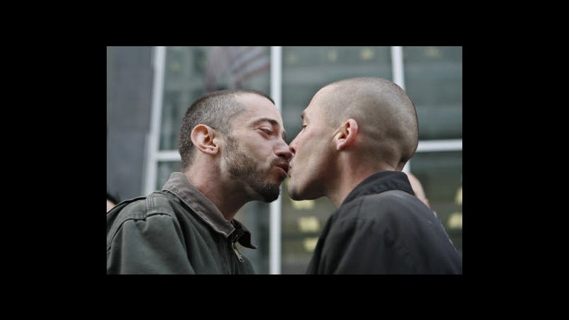Milano, 14 coppie etero e 4 gay iscritte a registro unioni civili