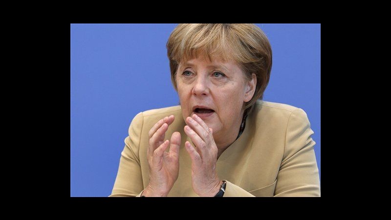 Banche, Merkel: Improbabile vigilanza da inizio 2013, serve più tempo