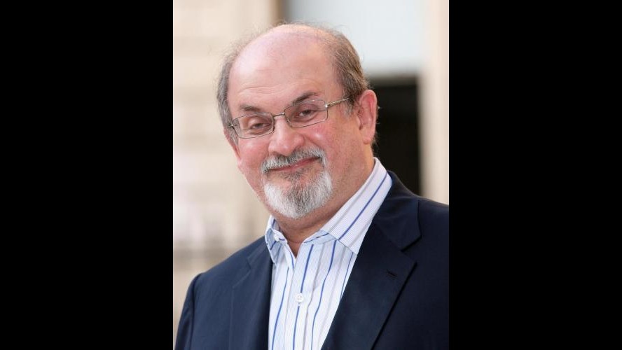 Film Maometto, fondazione Iran alza taglia sulla testa di Rushdie