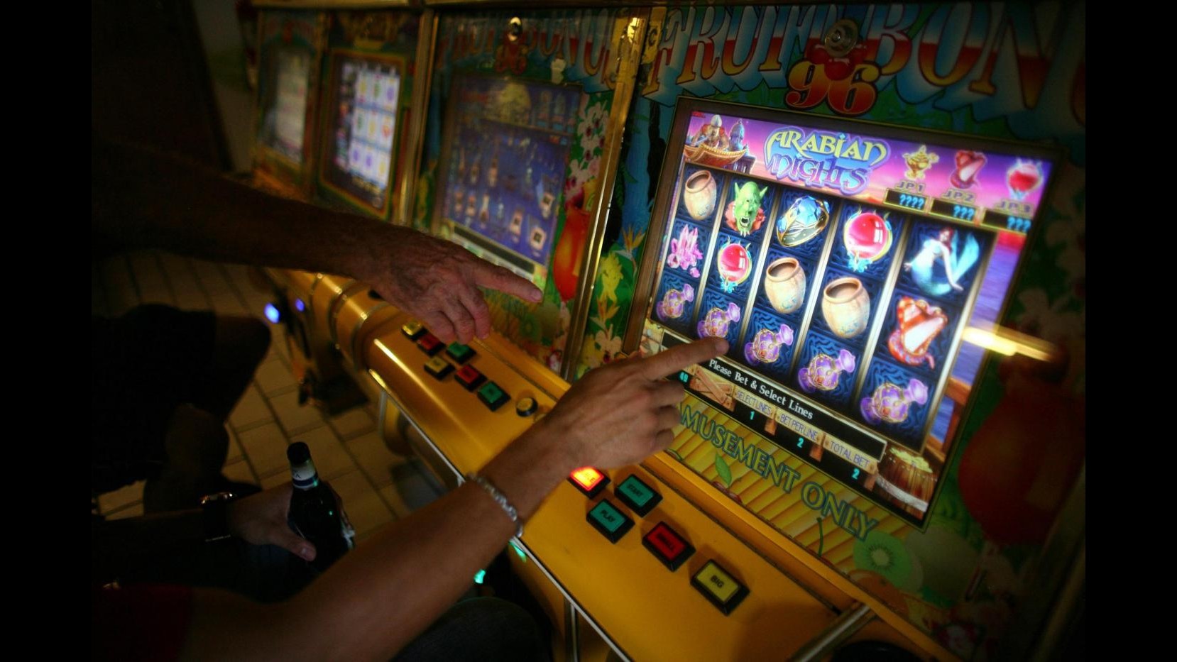 Caltanissetta, 21 arresti stroncano racket videopoker ‘Cosa nostra’