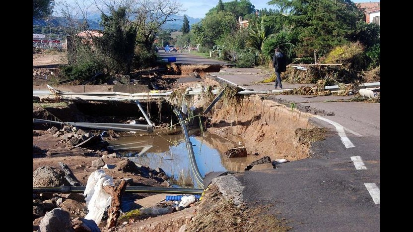 Sardegna, ai funerali il Vescovo: Da tragedia non è estranea mano dell’uomo