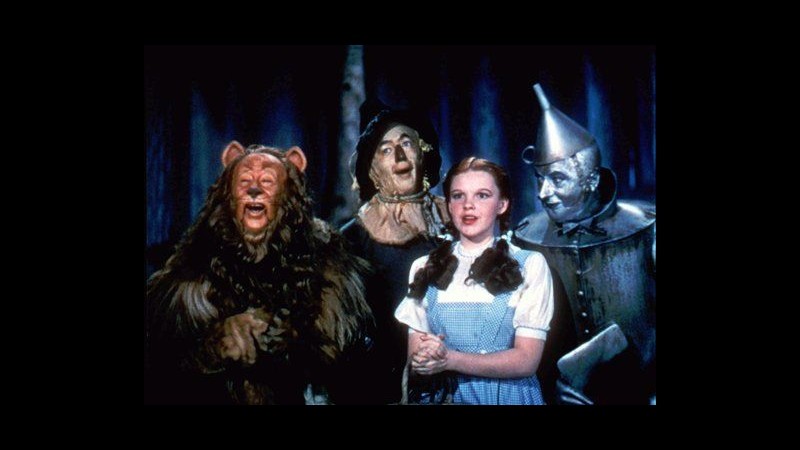 All’asta abito indossato da Judy Garland nel film ‘Il mago di Oz’