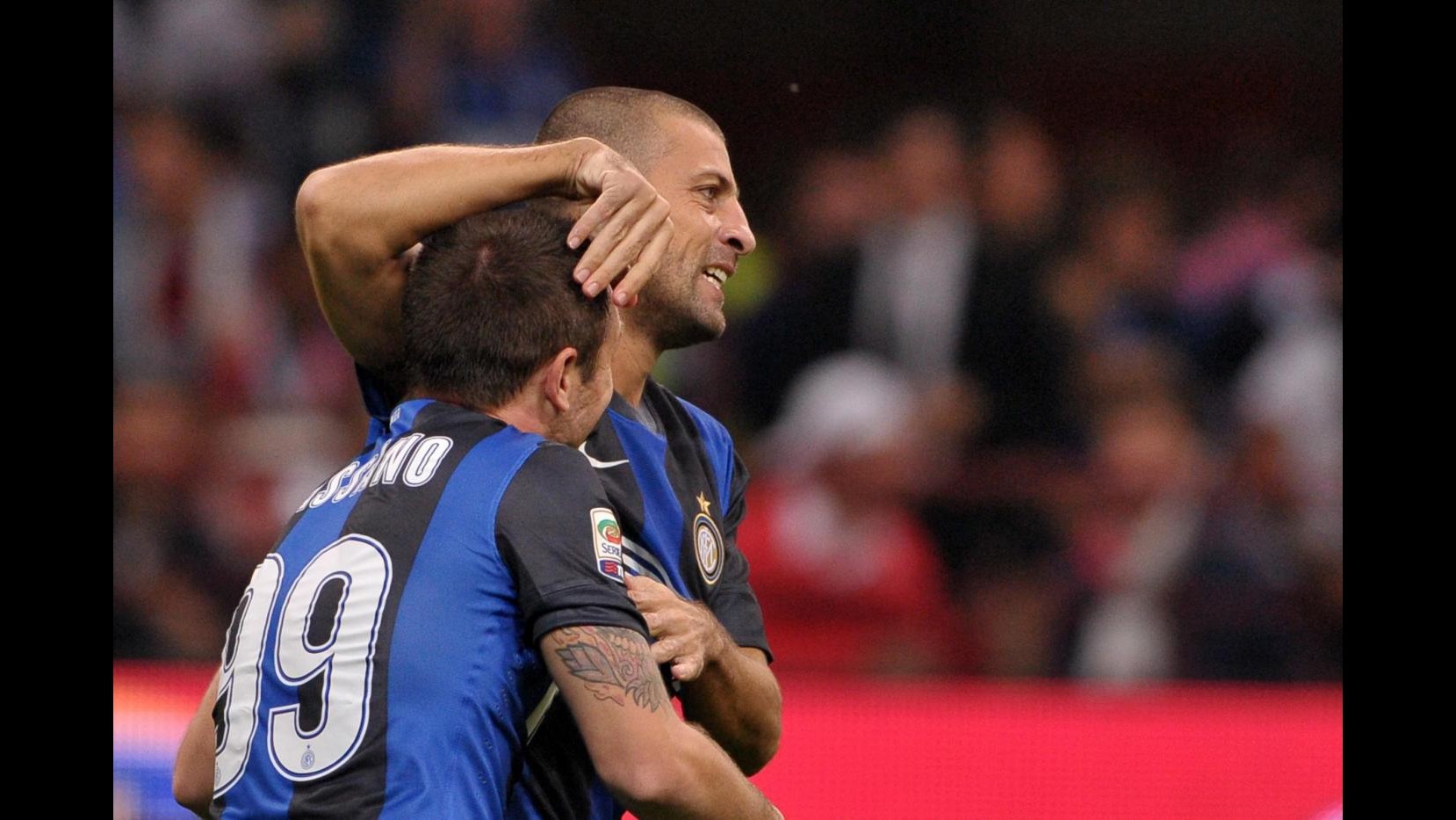 Samuel regala derby all’Inter, Napoli in vetta con la Juve