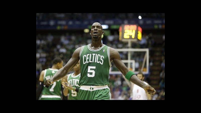 Basket, Boston Celtics troppo forti per Milano: finisce 105-75