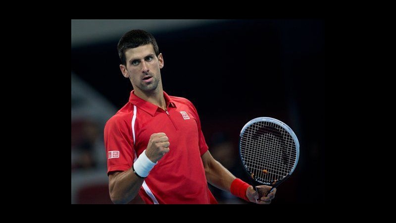 Tennis, Atp Pechino: trionfa Djokovic, battuto in finale Tsonga
