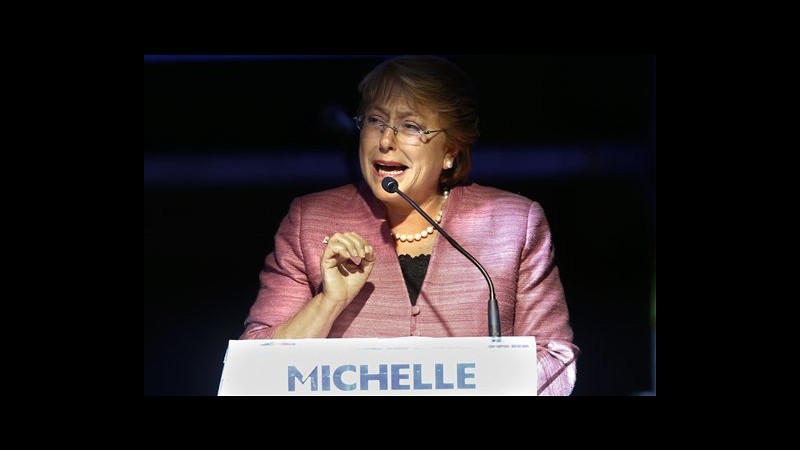 Cile, Bachelet in testa con 47%, ma andrà al ballottaggio con Matthei