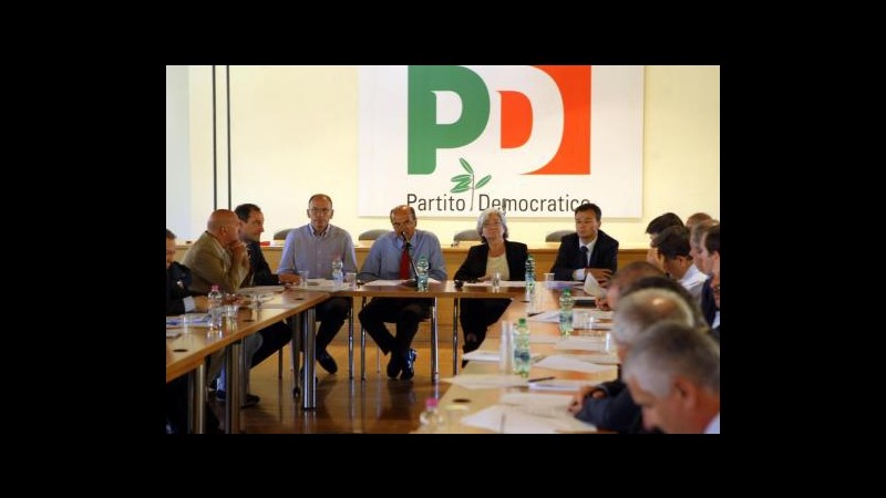 Pd, blitz ‘occupay primarie’ davanti all’Ergife