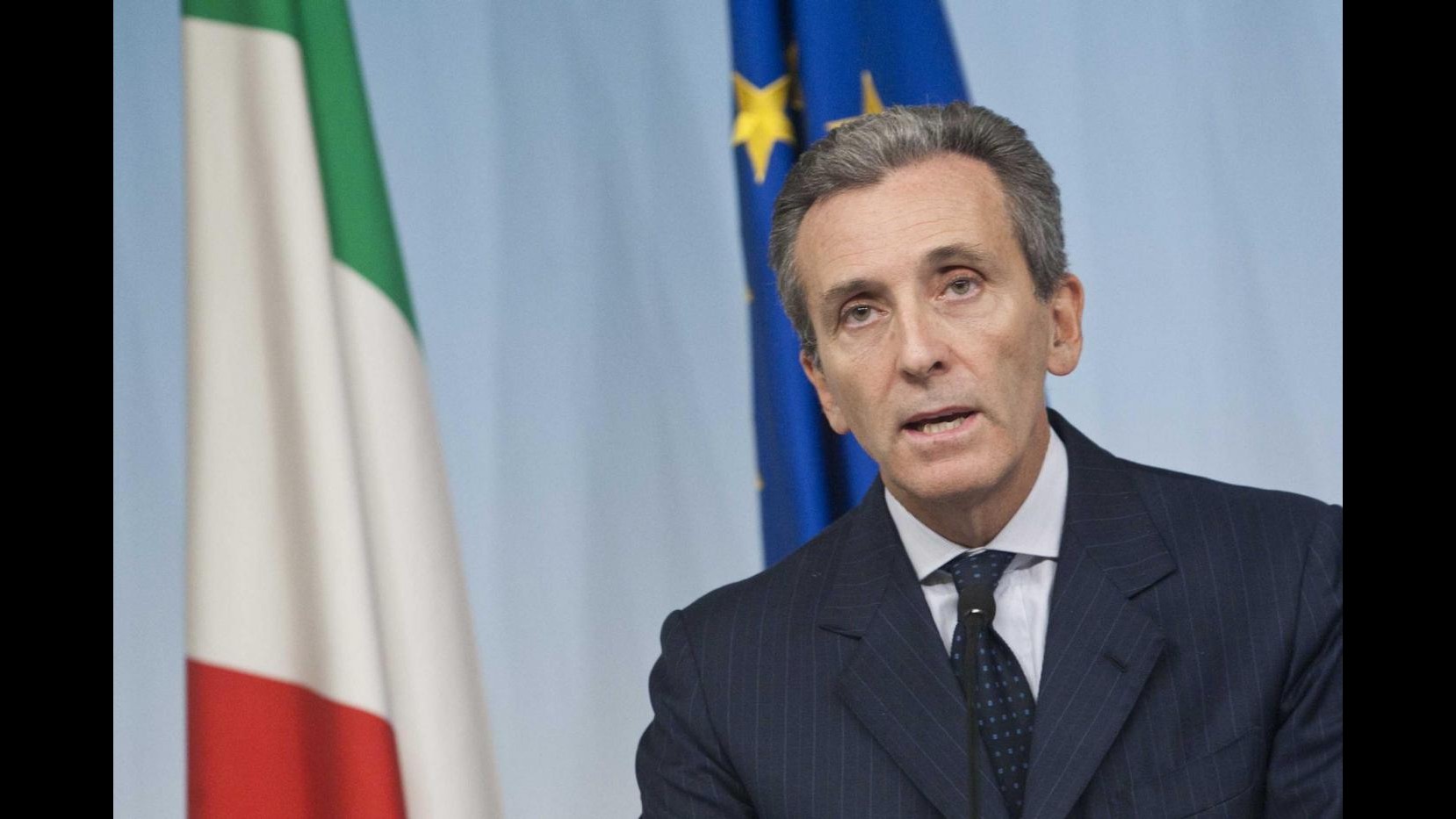 Esodati, Grilli firma decreto per tutela 55mila lavoratori