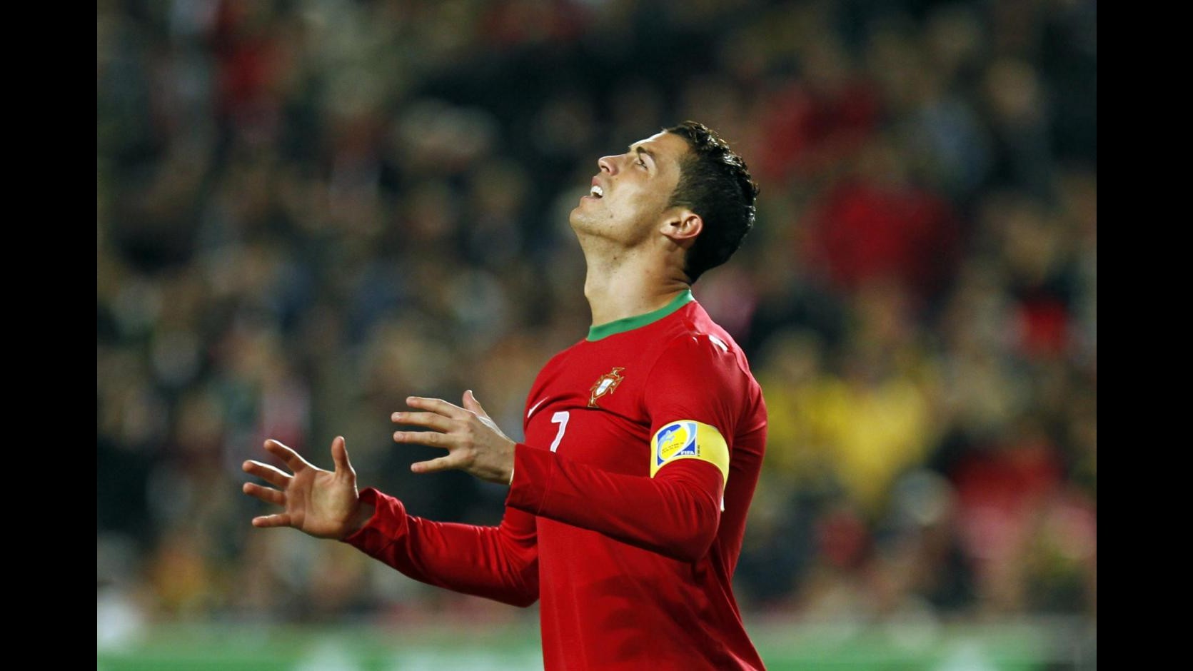 Ronaldo irritato con Blatter, vuole disertare cerimonia Pallone d’Oro