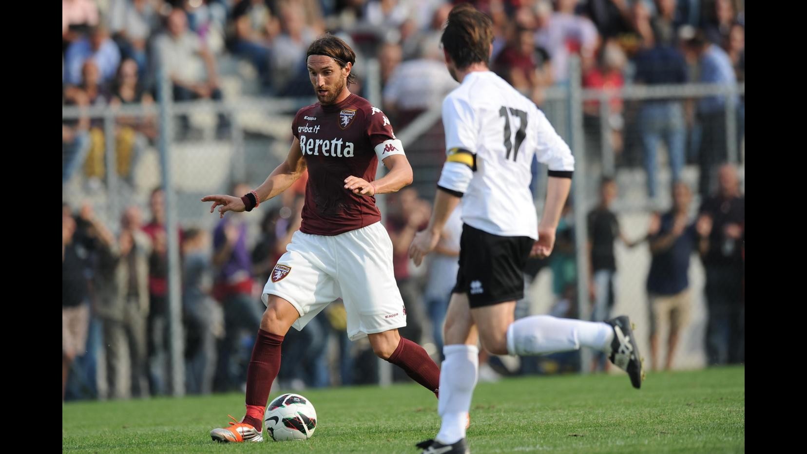 Torino, 10 gol al Leinì. Malore sugli spalti per un tifoso