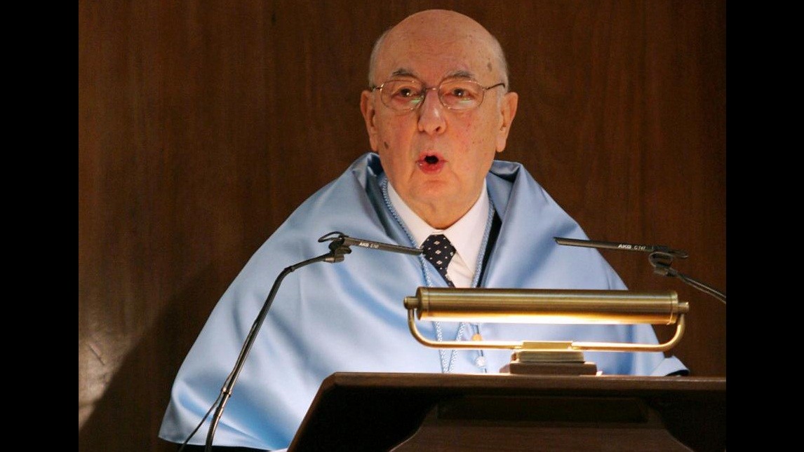 Napolitano: Dall’euro non si torna indietro, altrimenti tensioni acute