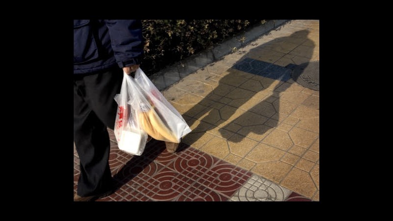 Haiti, da oggi divieto per buste plastica ma commercianti lo ignorano