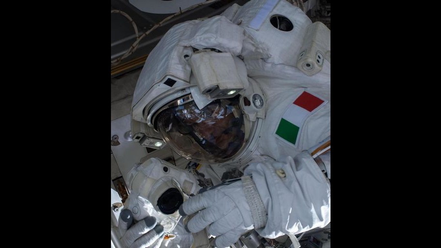 Spazio, rientrata navicella Soyuz: Parmitano sulla Terra dopo 6 mesi