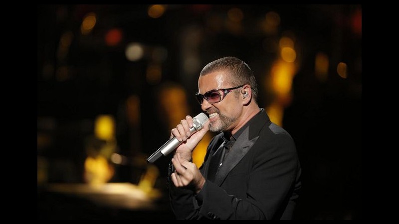 George Michael cancella tour in Australia per ansia post traumatica