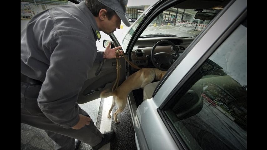 Rieti, cieco da 30 anni ma alla guida dell’auto: denunciato anziano