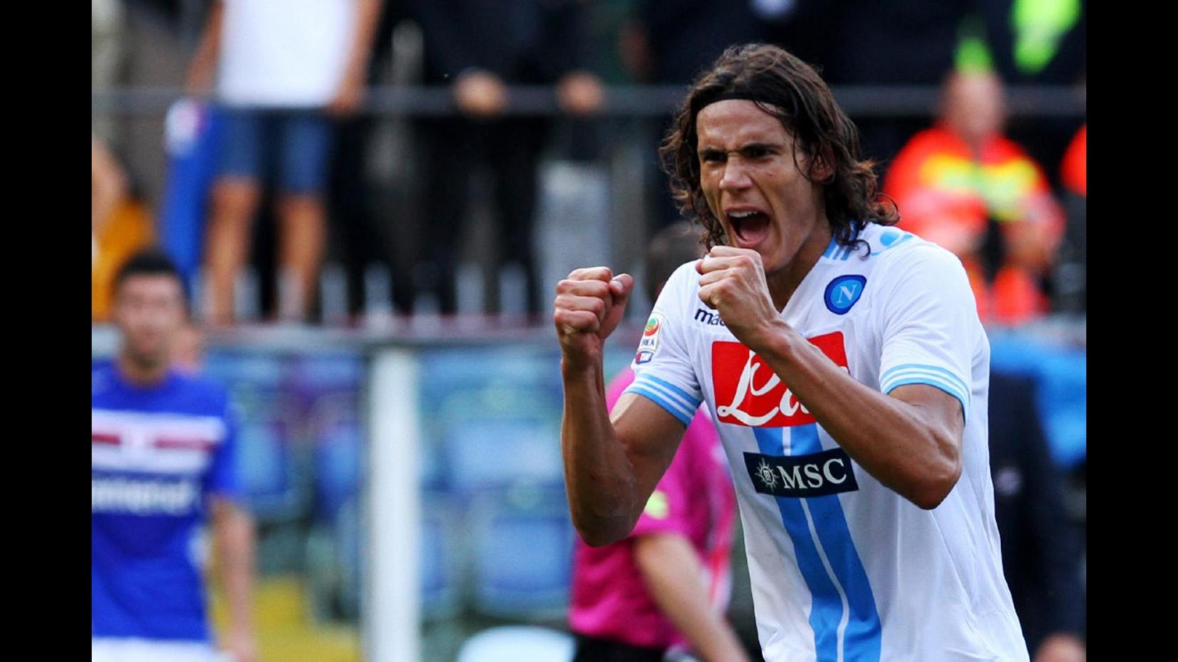 Il Napoli tiene il passo della Juve, Lazio ok. Miccoli e Toro show