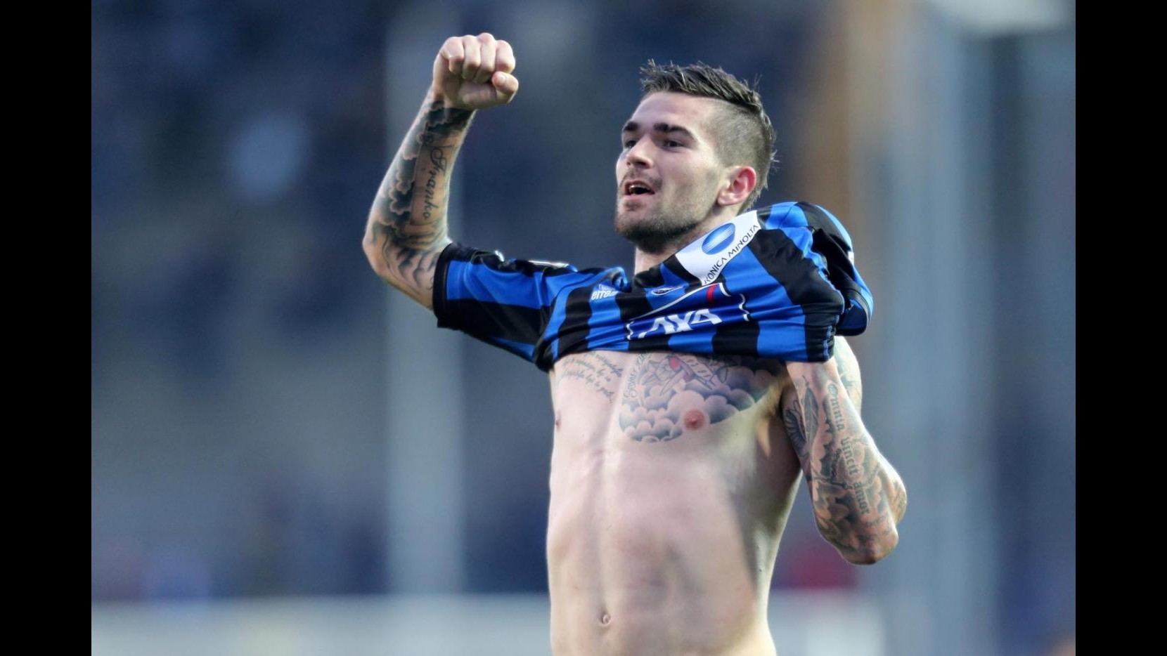 Livaja condanna il Bologna nel recupero: Atalanta vince 2-1
