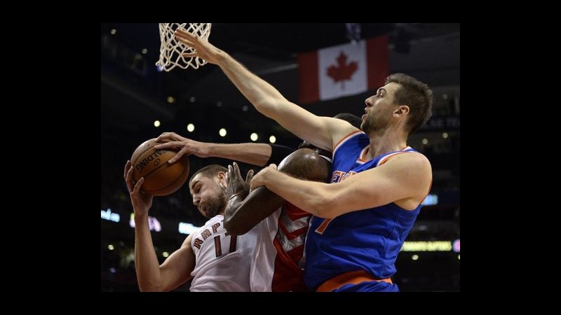 Nba: Bargnani trascina New York, Detroit ko con Oklahoma. Spurs ancora vincenti