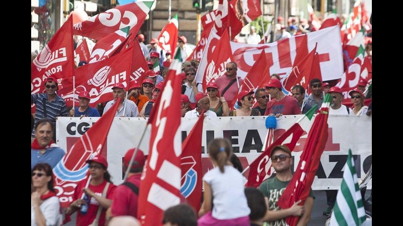 Legge stabilità, autunno caldo. Cgil,Cisl,Uil: Da lunedì scioperi per una settimana