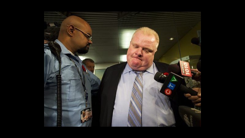 Canada, nuovo video su sindaco Toronto: dopo il crack, le minacce