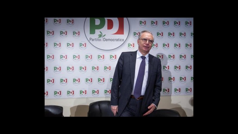 Pd, polemiche su stop tesseramento. Civati: Sbagliato. Renzi: Indifferente