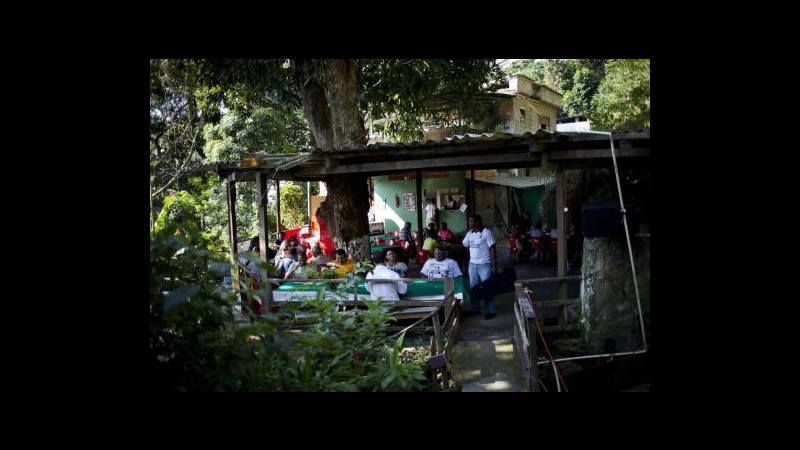 Brasile, Rousseff: Entro fine 2014 un medico in ogni comunità quilombola