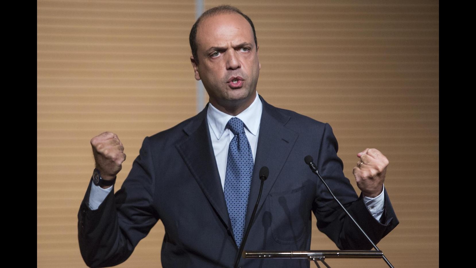 Imu, Alfano: Seconda rata non si pagherà, impegno assunto con Paese