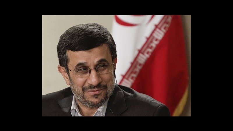 Ahmadinejad: Presto finirà bullismo Usa, lavorerò per la pace in Siria