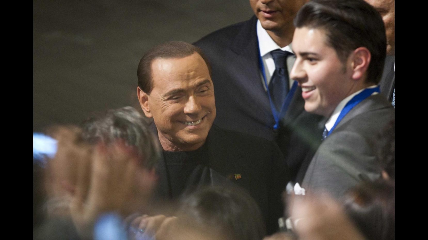 Berlusconi presenta club ‘Forza Silvio’: Colpo Stato da magistratura e Pd