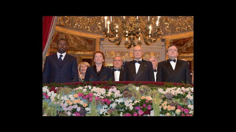 Traviata alla Scala di Milano dedicata a Nelson Mandela. Contestazioni e pareri discordanti