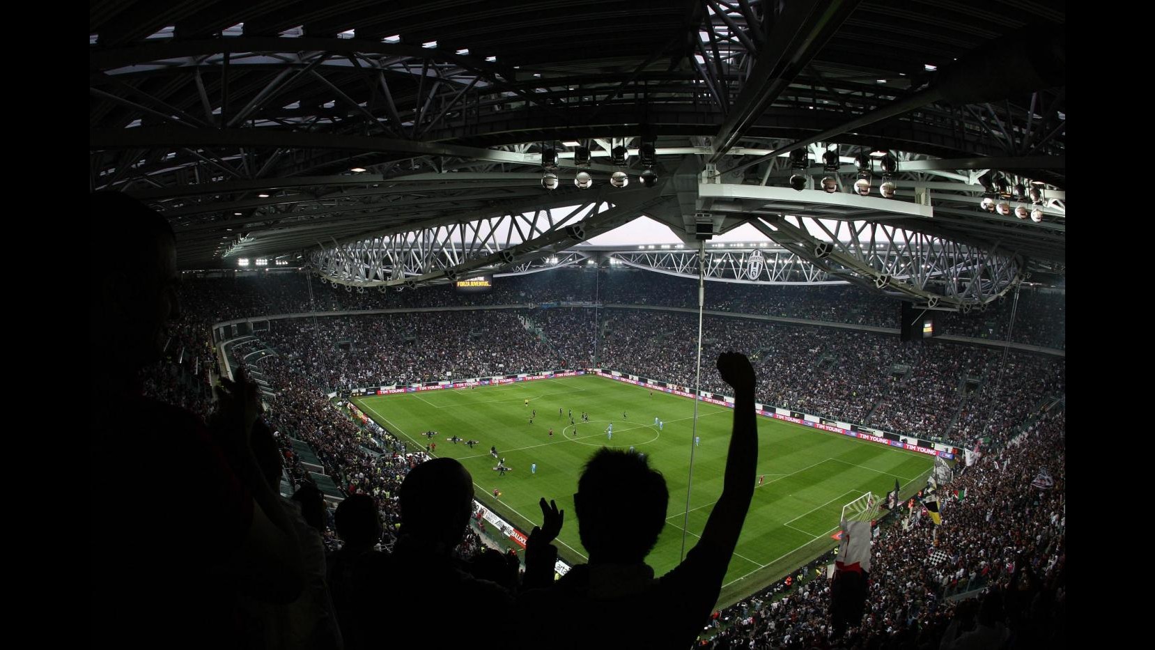 Juve-Napoli, 4 denunciati e un tifoso napoletano arrestato